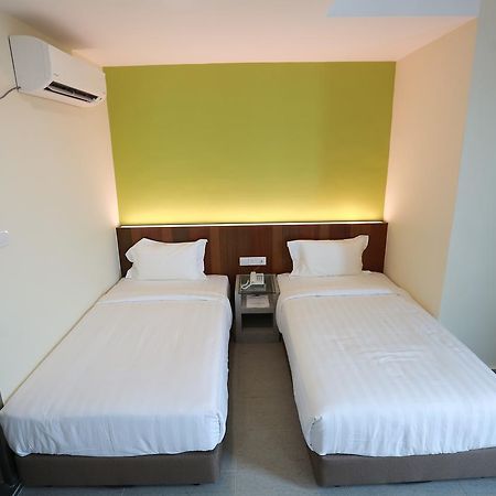 Pantai Regal Boutique Hotel Kuantan Exterior foto