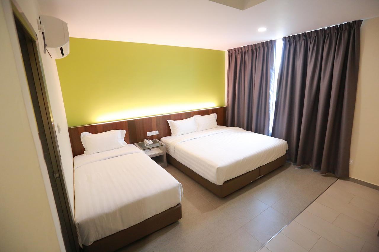 Pantai Regal Boutique Hotel Kuantan Exterior foto