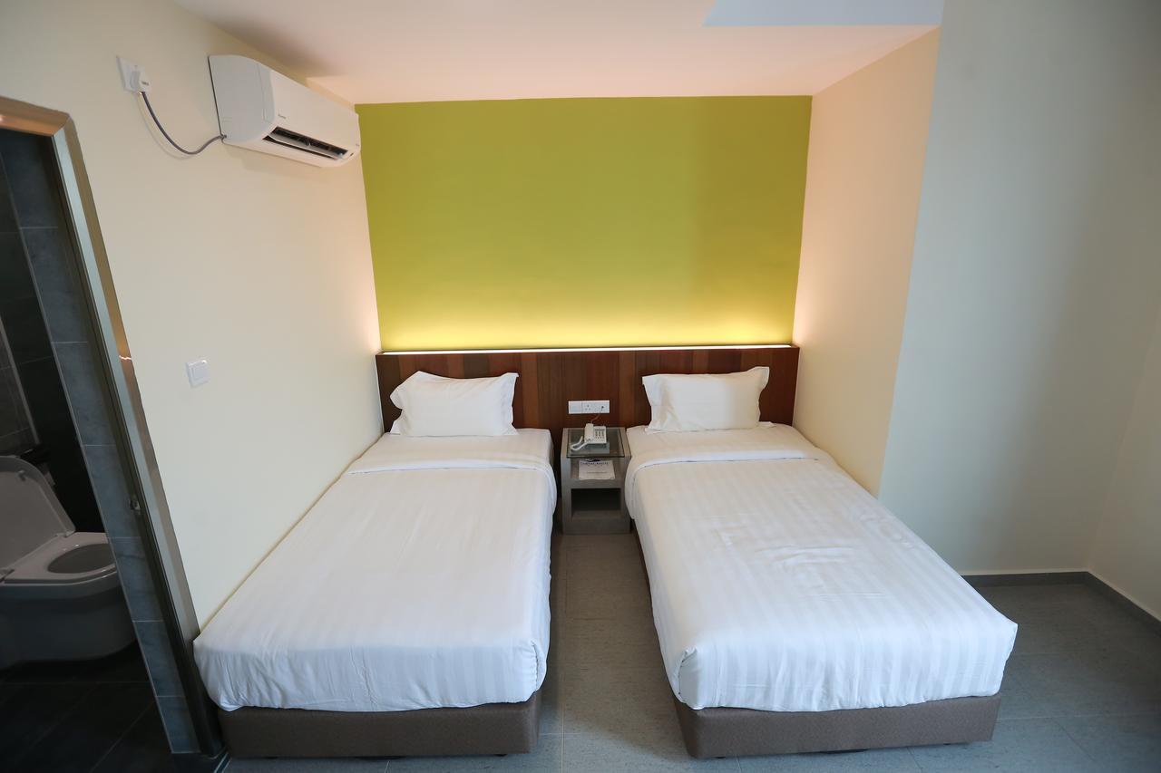 Pantai Regal Boutique Hotel Kuantan Exterior foto