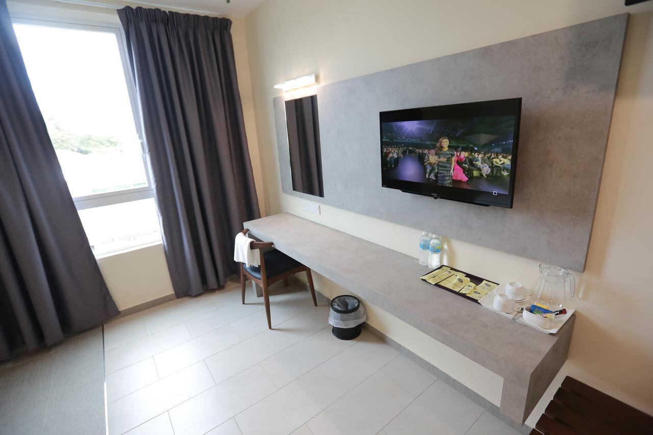 Pantai Regal Boutique Hotel Kuantan Exterior foto